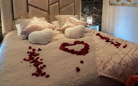 Magnifique loft / spa en face de la cathédrale !
